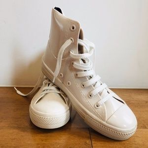 Converse Style HighTop Rubber Sneakers 🌧